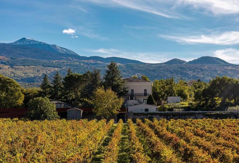 בית מלון כפרי Camporè Etna Wines And Resort