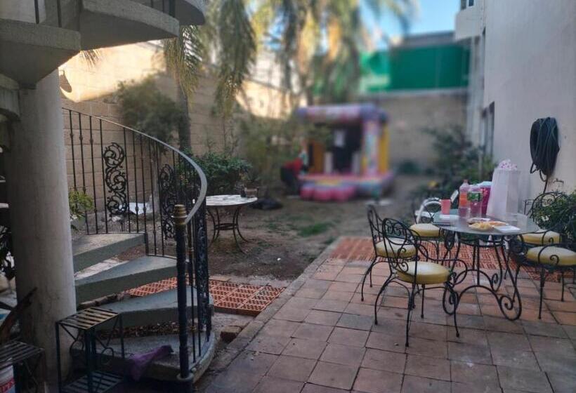 فنادق الكبسولة Teui Formarte