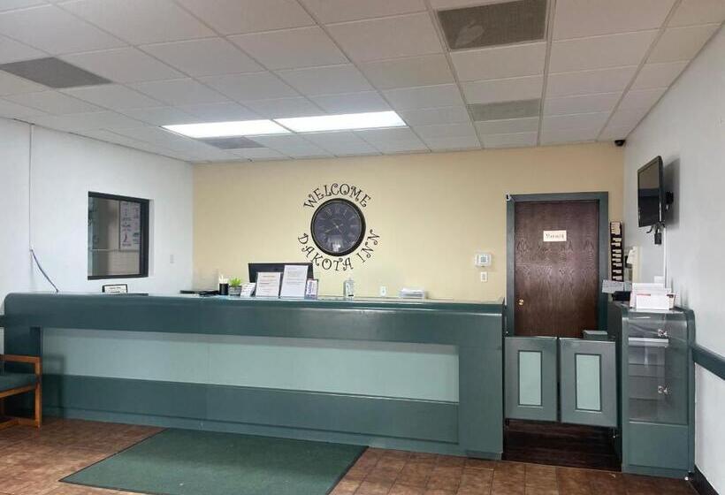 Отель Dakota Inn