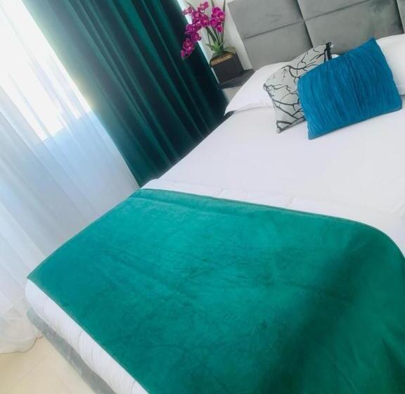 Отель Golden Ray