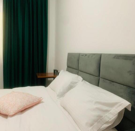 Отель Golden Ray