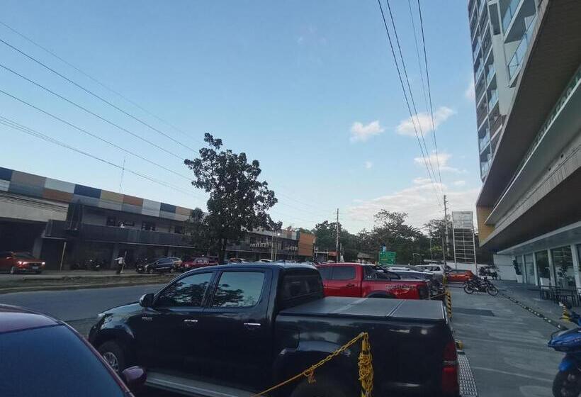 هتل Primavera City, Living Stone Place