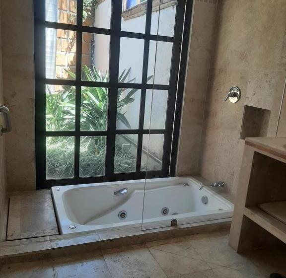 فندق Quinta Edén Cuernavaca 1