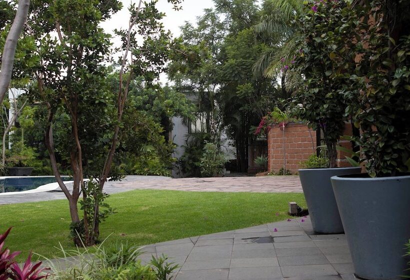 Cuernavaca Eden Hotel Boutique Doble