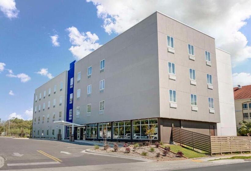 בית מלון כפרי Sleep Inn & Suites Fort Walton Beach   Destin West