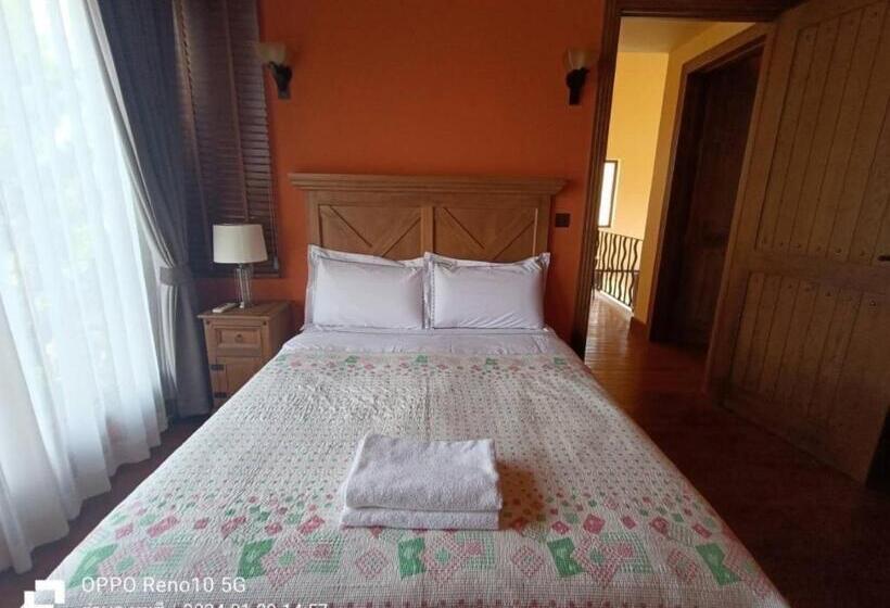 בית מלון כפרי Toscana Villa Khao Yai