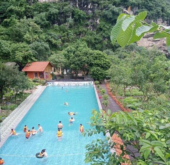 هتل Trang An Hometown Homestay