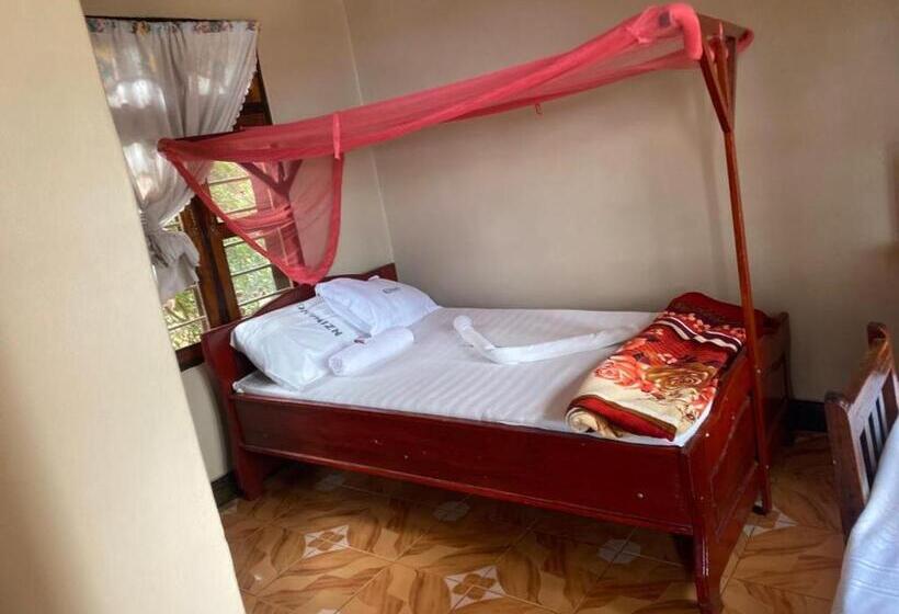 Nzimano Hostel