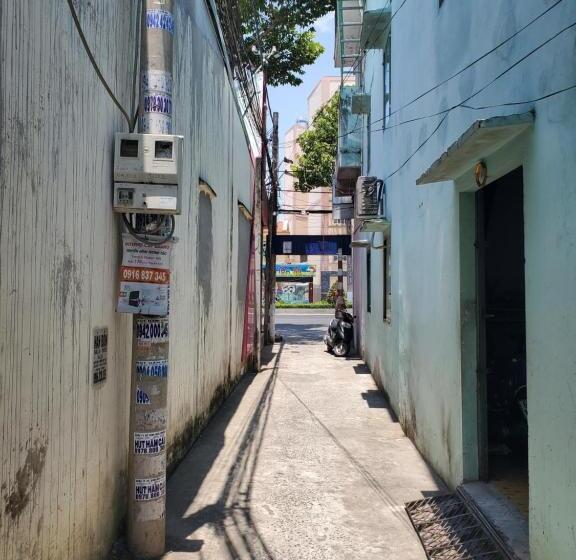 پانسیون 68b Hùng Vương