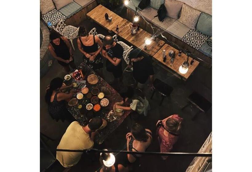 پانسیون Casa Coco Hostel