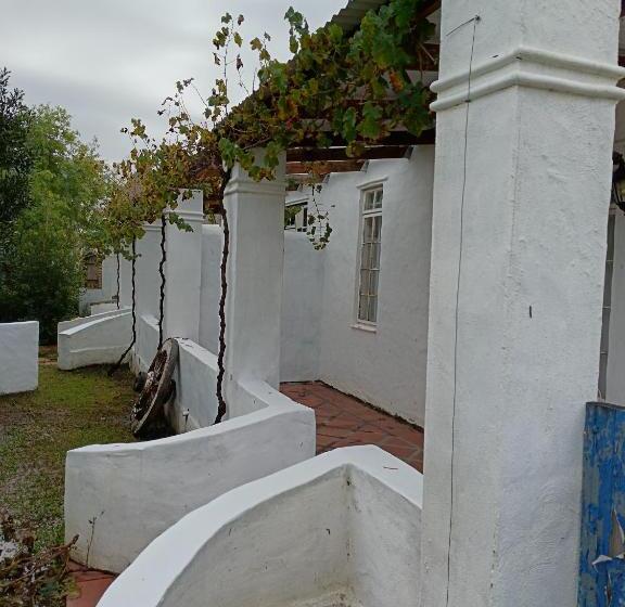 بنسيون De Kleine Kelder