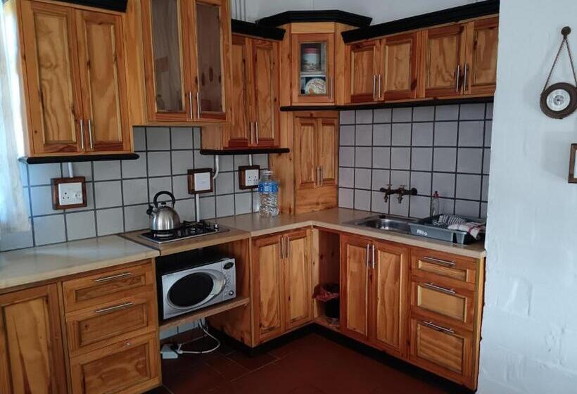 بنسيون De Kleine Kelder