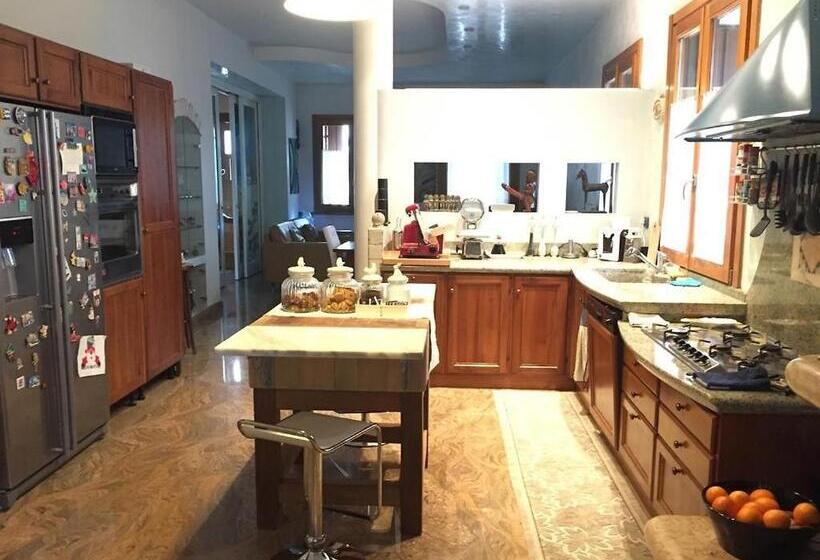 פנסיון Giulietta Home