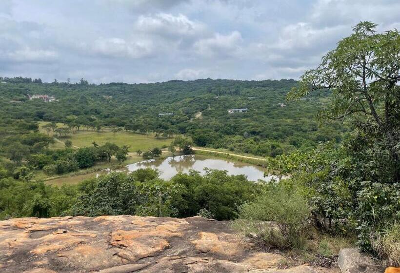 ペンション Jade Mountain Cottage 玉山小屋