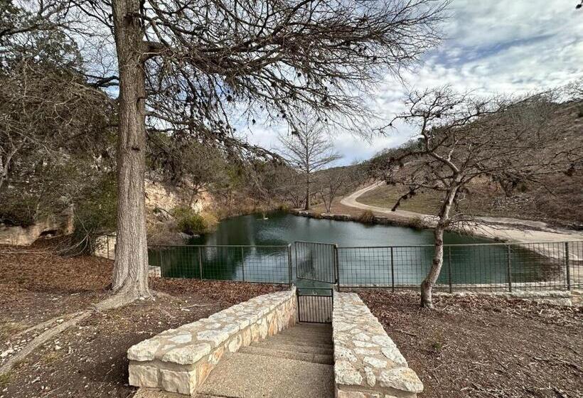 بنسيون Lodge At Forse Mountain Ranch