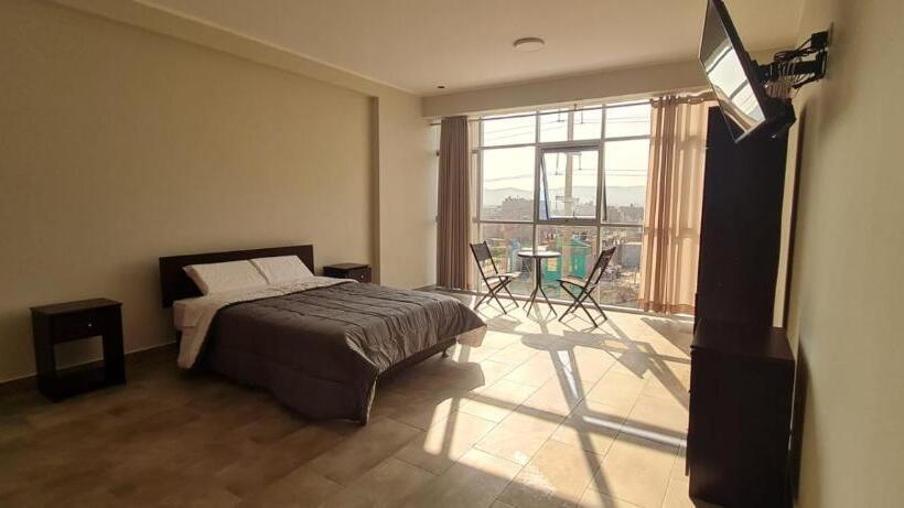 ペンション Mónaco