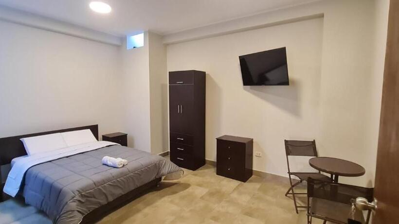 ペンション Mónaco