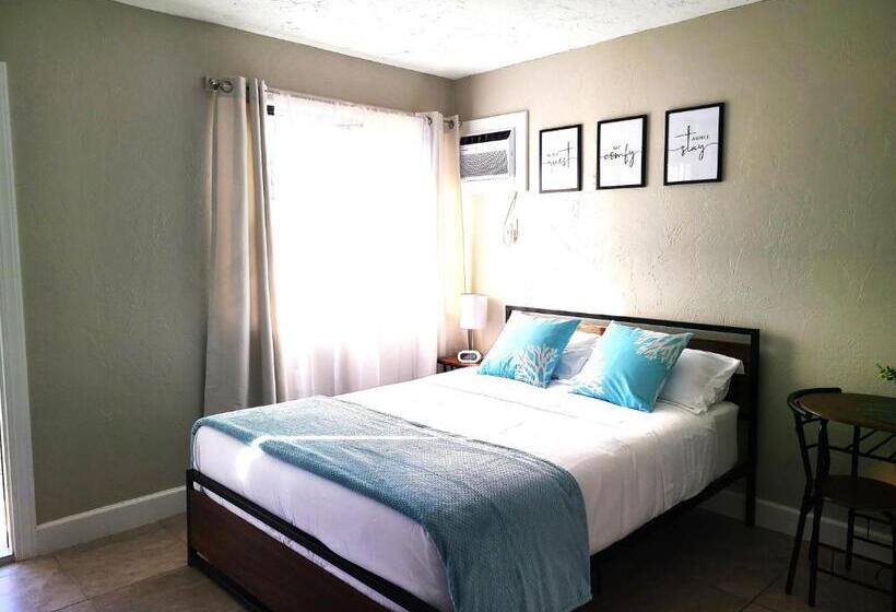 بنسيون Studio University Pines At Sarasota