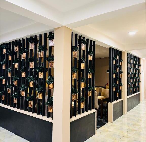 Royal Bliss Hotel Nuwara Eliya