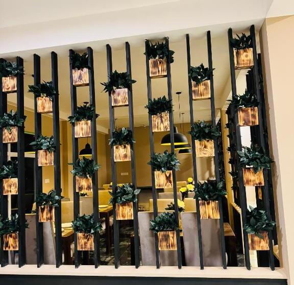 Royal Bliss Hotel Nuwara Eliya