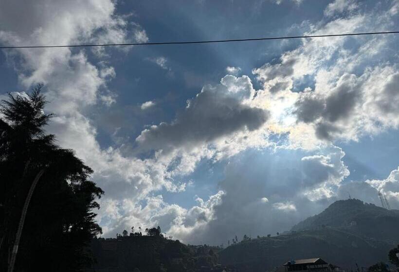 Royal Bliss Hotel Nuwara Eliya