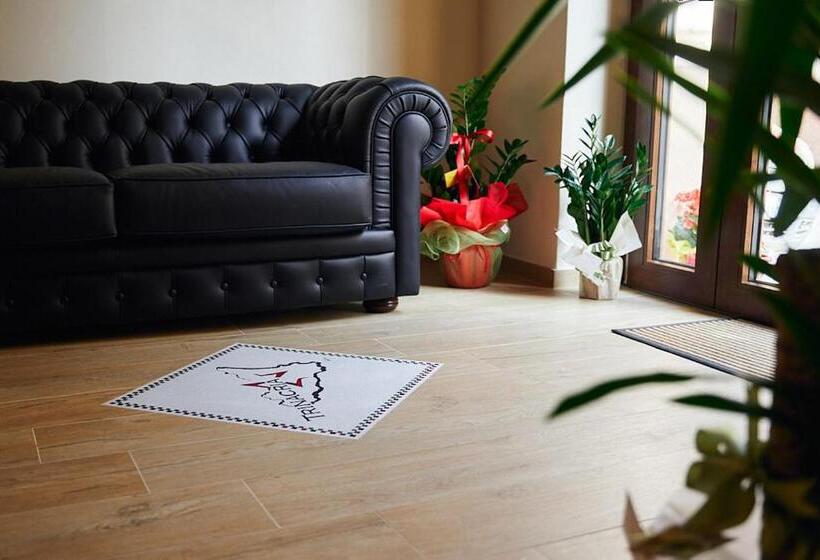 צימר Trinacria Caccamo   Luxury Rooms