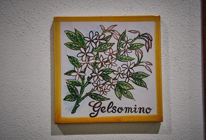 צימר Trinacria Caccamo   Luxury Rooms