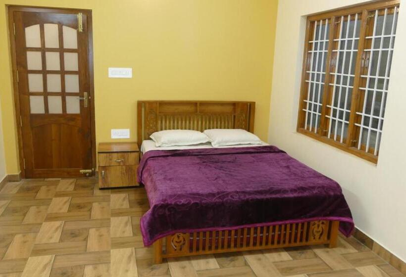 ベッドアンドブレックファースト Fem S Nest