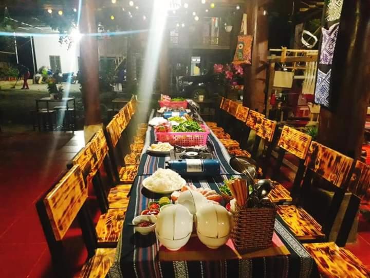 تختخواب و صبحانه Nhung  Home