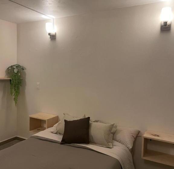 مبيت وإفطار Posada Colón