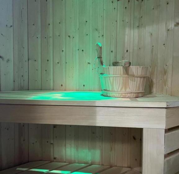 ベッドアンドブレックファースト T Pothuuske