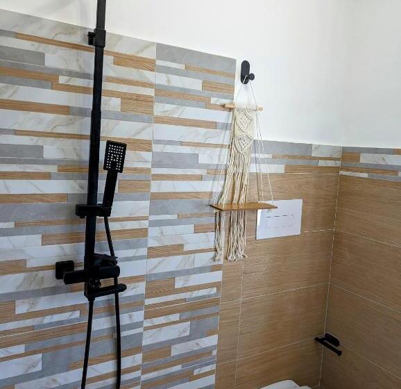 مبيت وإفطار Villa Dafne