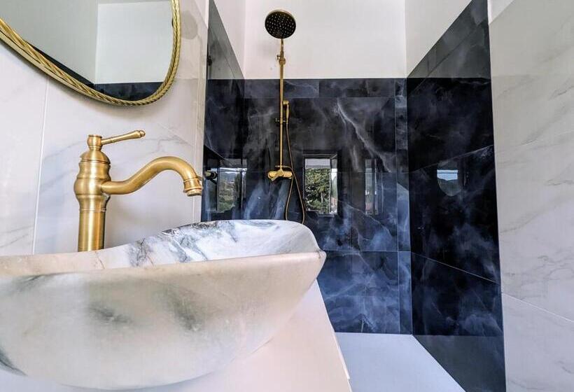 مبيت وإفطار Villa Dafne