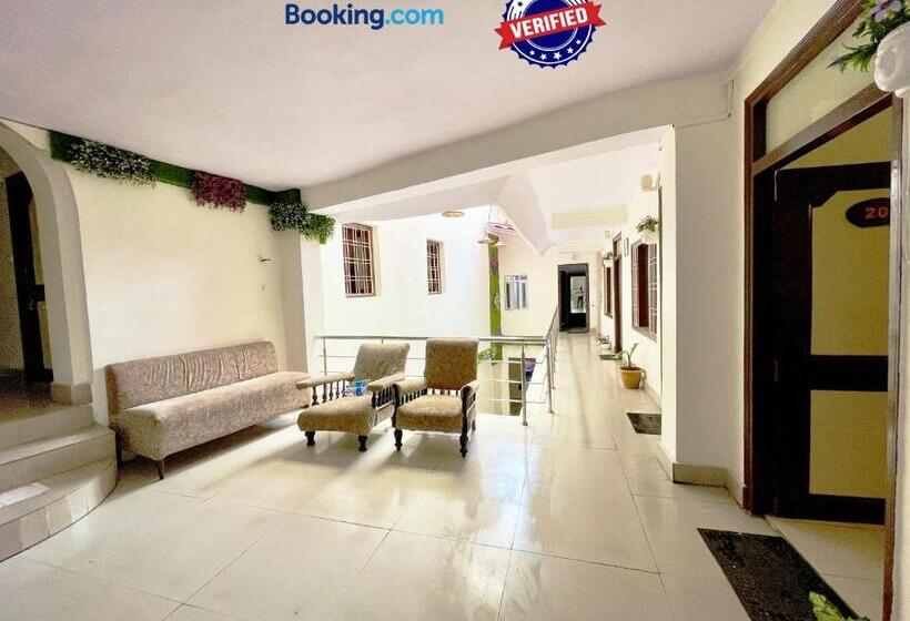 Central Hotel By Rb Group Mall Road Prime Location In Front Of Naini Lake Hygiene And Spacious Room