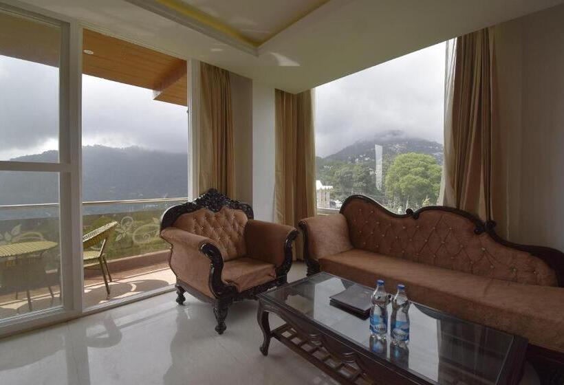 Dalhousie Hotel & Resort