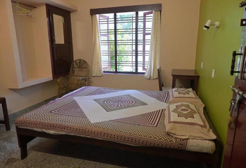 فندق Pink Flower Tourist Home