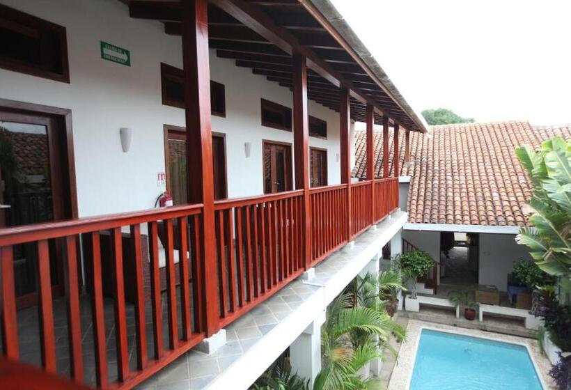 호텔 And Coffe Azul