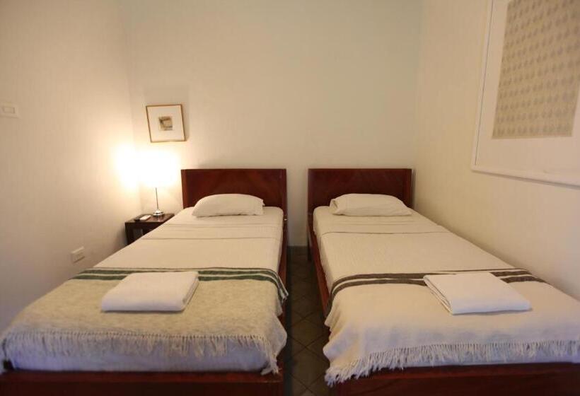 호텔 And Coffe Azul