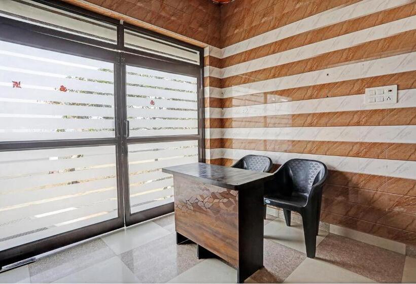 فندق Big Bite Cafe &s