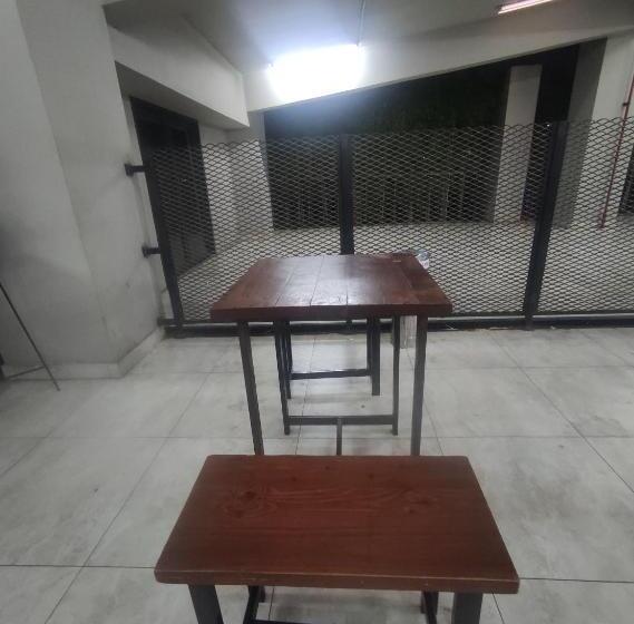 Отель Capital O 93854 Apartemen Sayana By Sentra Jaya