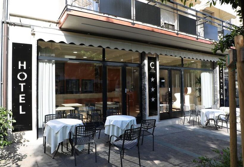 בית מלון כפרי Central Giacomini