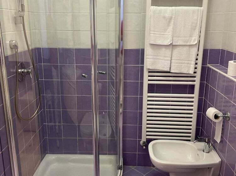 فندق Central Giacomini