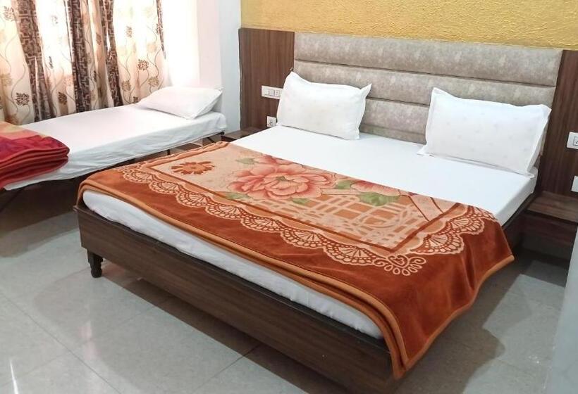 Hotel Chandigarh Inn