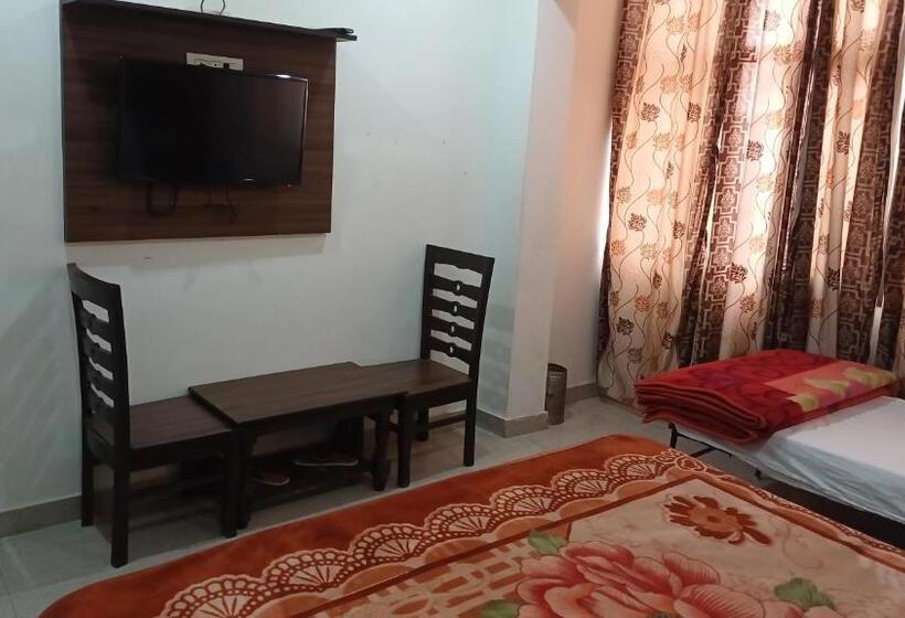 Hotelli Chandigarh Inn