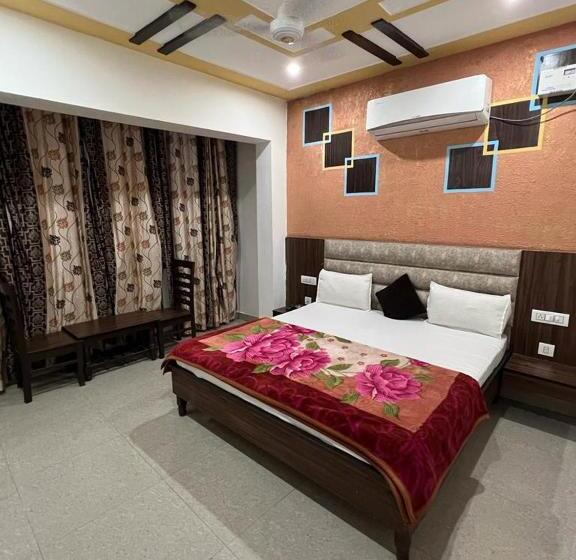בית מלון כפרי Chandigarh Inn