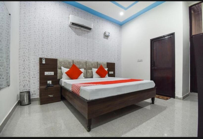 Hotel Chandigarh Inn