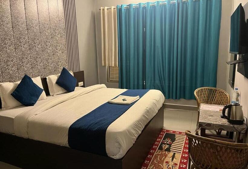 בית מלון כפרי Devoy Inn By Namastexplorer