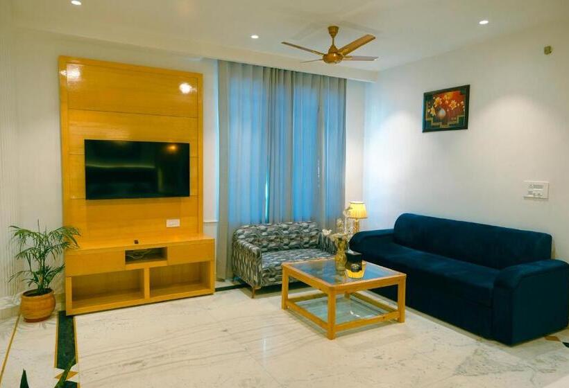 ホテル Garden Resorts And