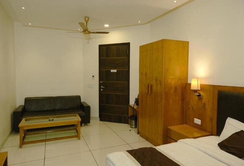 ホテル Garden Resorts And