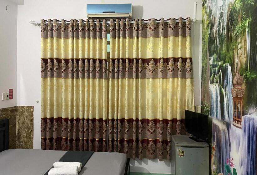 هتل Khách Sạn Hoàng Bảo Hùng